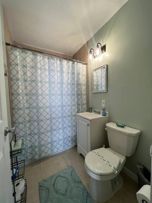 Beach Bungalow In Downtown Cocoa Beach Villa Bagian luar foto
